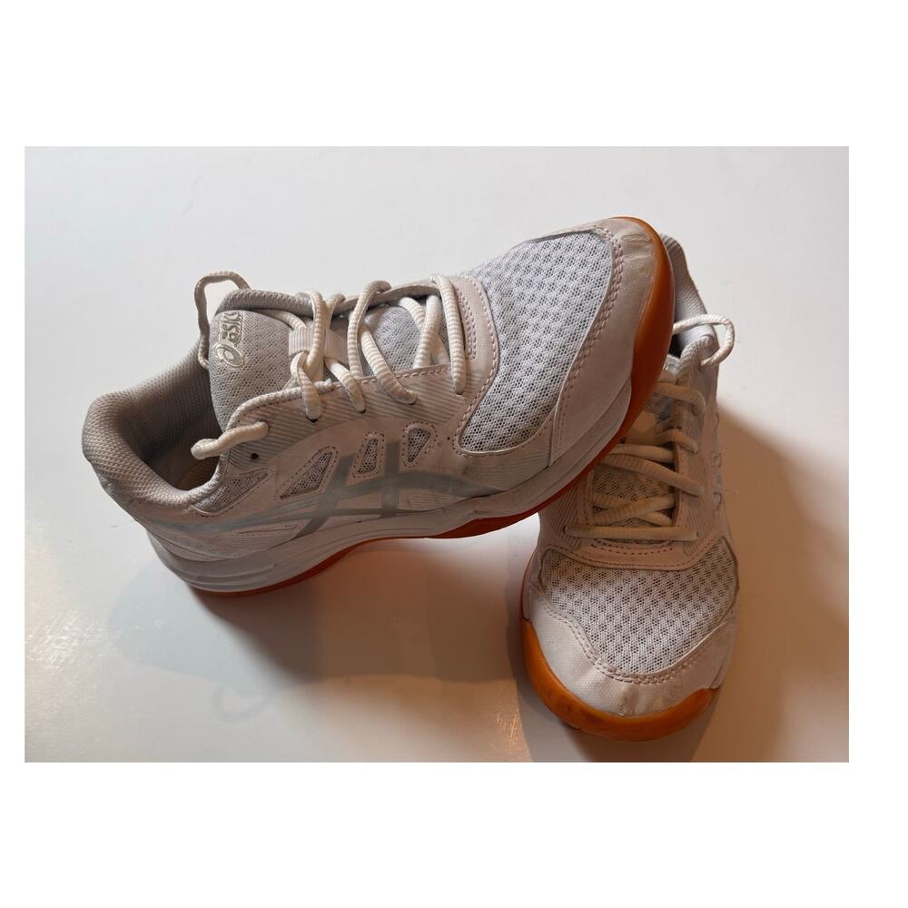Youth Girls Asics Upcourt 5 Volleyball Court Shoes White/Silver Sz 4.5